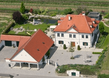 Birgit Eichinger Winery Birgit Eichinger Winery