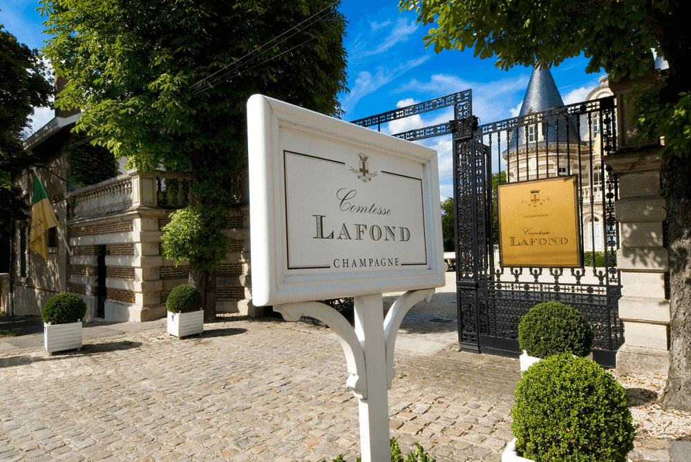 Entrance to the castle Comtesse Lafond Entrance to the castle Comtesse Lafond