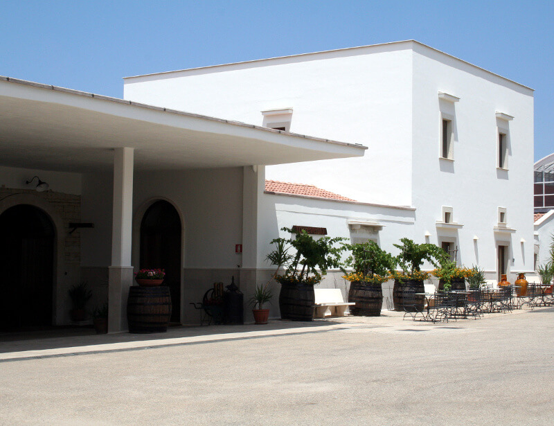 Torrevento winery exterior view